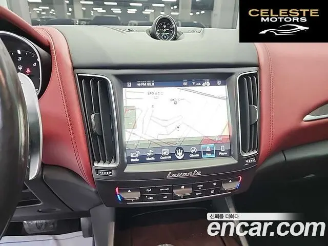 MASERATI Levante 3.0 AWD Premium 2017 — photo 10 sur 25