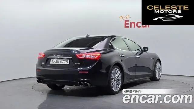 MASERATI Ghibli 3.0S Q4 2014 — photo 2 sur 20