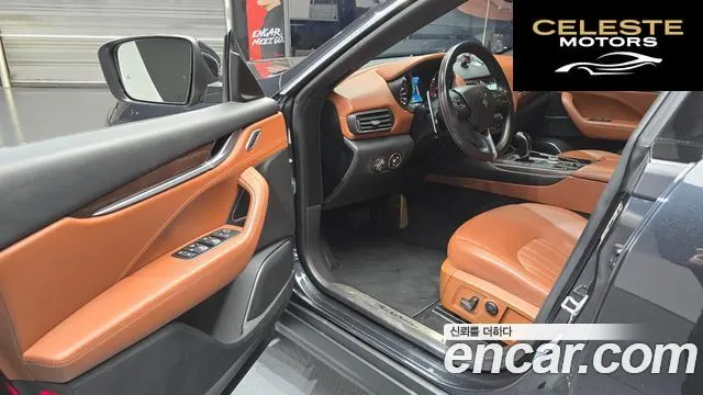MASERATI Levante 3.0 AWD Gran 2018 — photo 11 sur 20