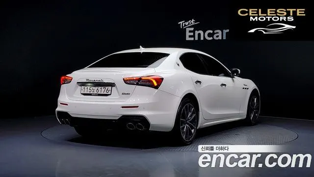 MASERATI Ghibli 3.0 Modena 2022 — photo 2 sur 20