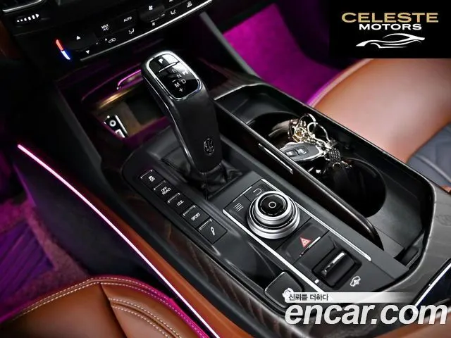 MASERATI Levante 3.0 AWD Gran 2019 — photo 9 sur 26