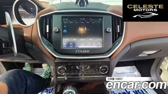 MASERATI Ghibli 3.0 2016 — photo 13 sur 26