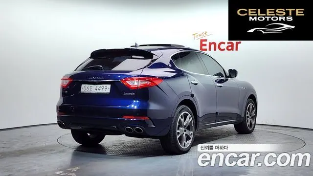 MASERATI Levante 3.0 AWD Sport 2017 — photo 2 sur 20