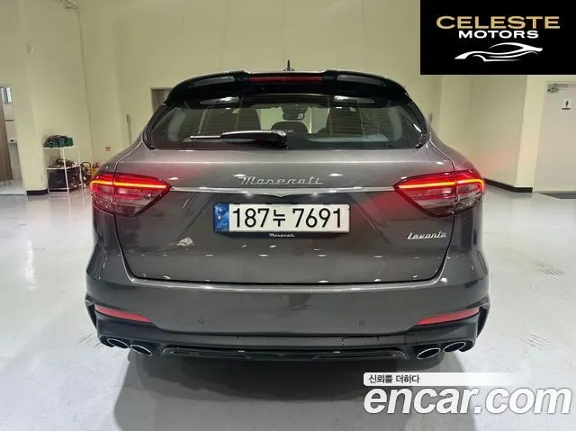 MASERATI Levante 3.0 S AWD Modena 2023 — photo 4 sur 24