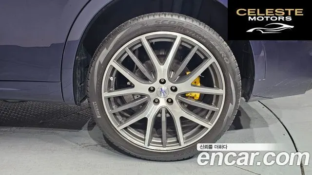 MASERATI Levante 3.0 S AWD Gran Sport 2019 — photo 4 sur 20