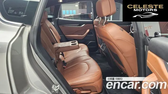 MASERATI Levante 3.0 AWD Premium 2018 — photo 12 sur 26