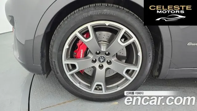 MASERATI Levante 3.0 AWD Gran Sport 2020 — photo 5 sur 20