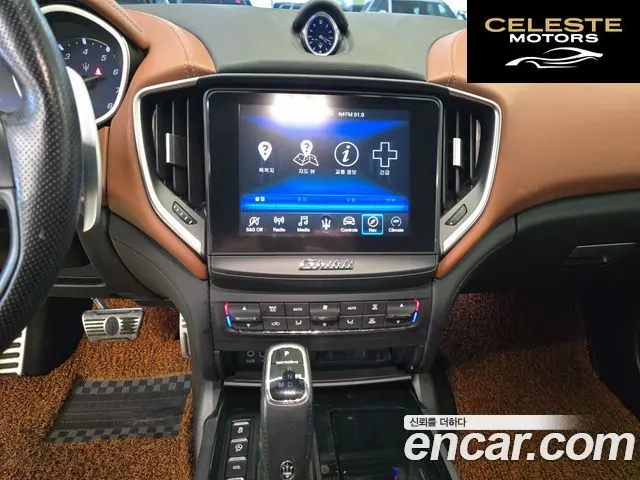 MASERATI Ghibli 3.0S Q4 Gran Sport 2019 — photo 15 sur 26