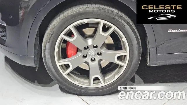 MASERATI Levante 3.0 AWD Gran 2019 — photo 5 sur 20