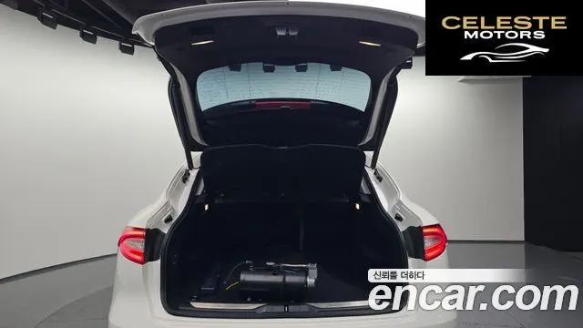 MASERATI Levante 3.0 AWD Luxury 2017 — photo 20 sur 26