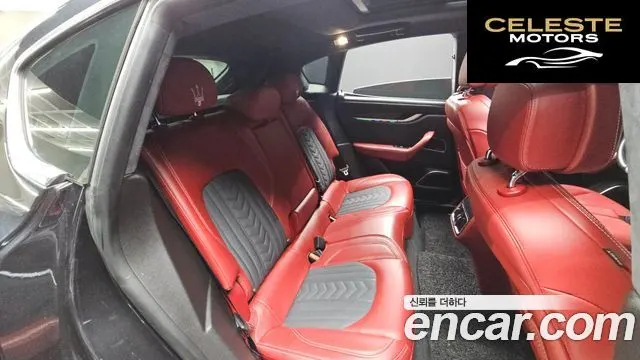 MASERATI Levante 3.0 AWD Gran 2019 — photo 13 sur 20