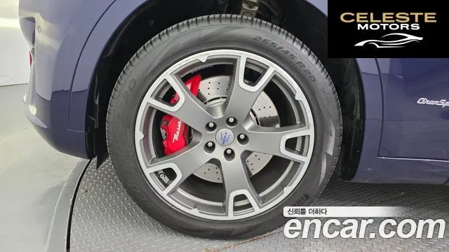 MASERATI Levante 3.0 AWD Gran Sport 2019 — photo 5 sur 20
