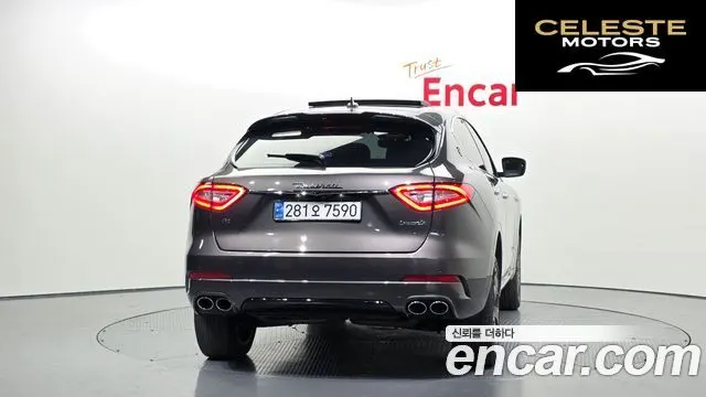 MASERATI Levante 3.0 AWD Gran Sport 2018 — photo 4 sur 20