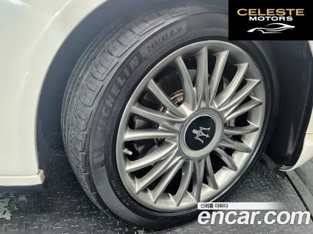 MASERATI Quattro3.0 2014 — photo 5 sur 26
