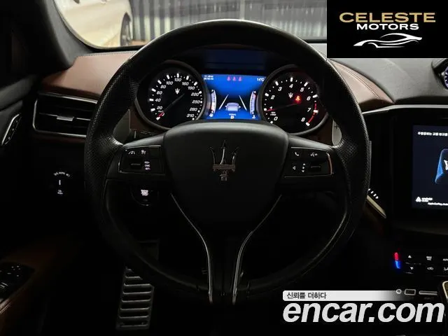MASERATI Ghibli 3.0S Q4 Gran Sport 2019 — photo 11 sur 26