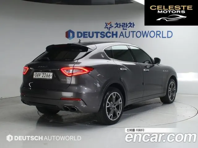 MASERATI Levante 3.0 AWD Sport 2017 — photo 2 sur 26