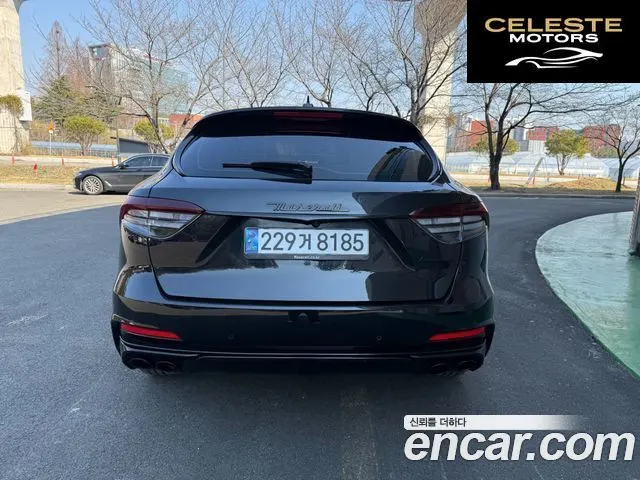 MASERATI Levante 3.0 AWD Gran 2020 — photo 5 sur 26