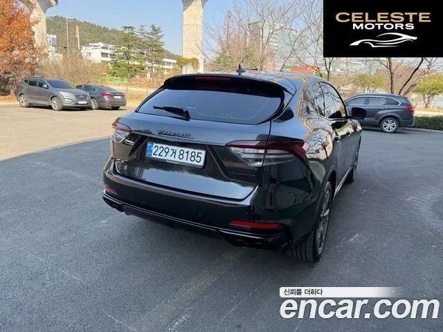 MASERATI Levante 3.0 AWD Gran 2020 — photo 6 sur 26