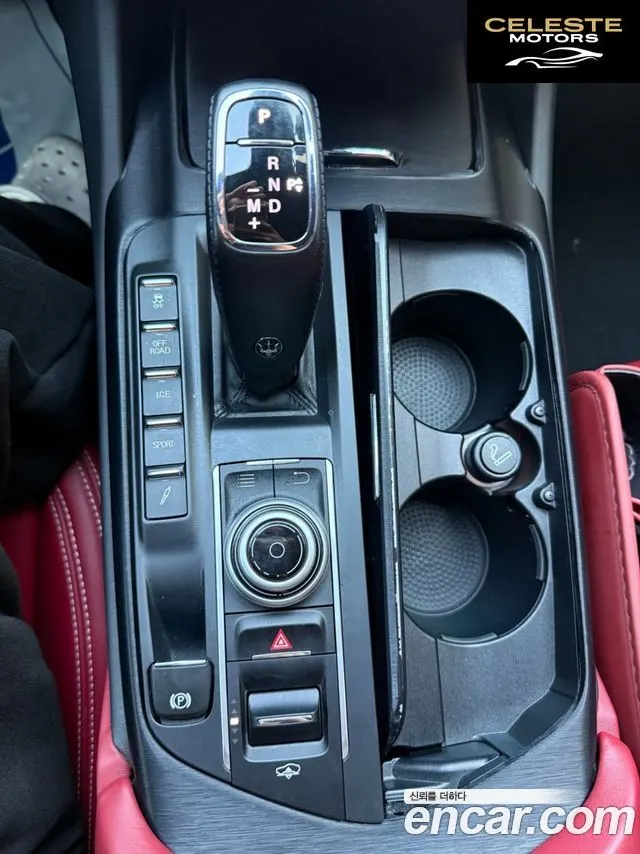 MASERATI Levante 3.0 AWD Gran 2020 — photo 9 sur 26