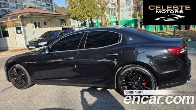 MASERATI Ghibli 3.0 2015 — photo 9 sur 26