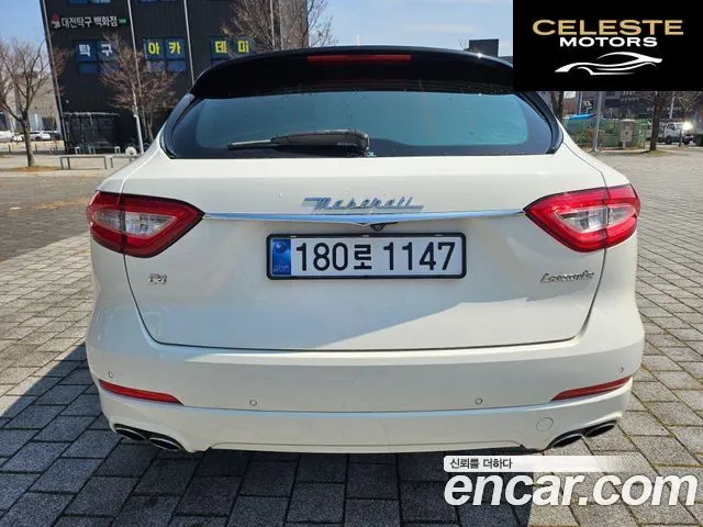 MASERATI Levante 3.0 AWD 2017 — photo 9 sur 26
