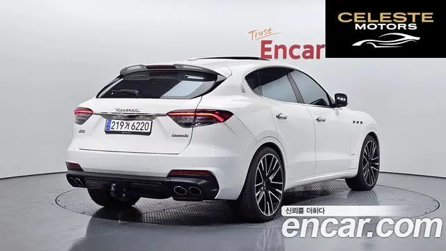 MASERATI Levante 3.0 AWD Gran Sport 2019 — photo 2 sur 20