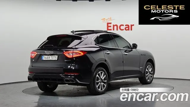 MASERATI Levante 3.0 AWD Gran 2018 — photo 2 sur 20