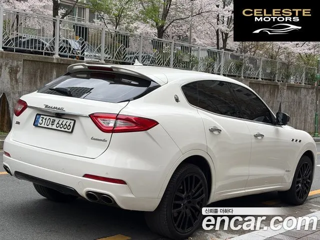MASERATI Levante 3.0 S AWD Gran Sport 2018 — photo 18 sur 24