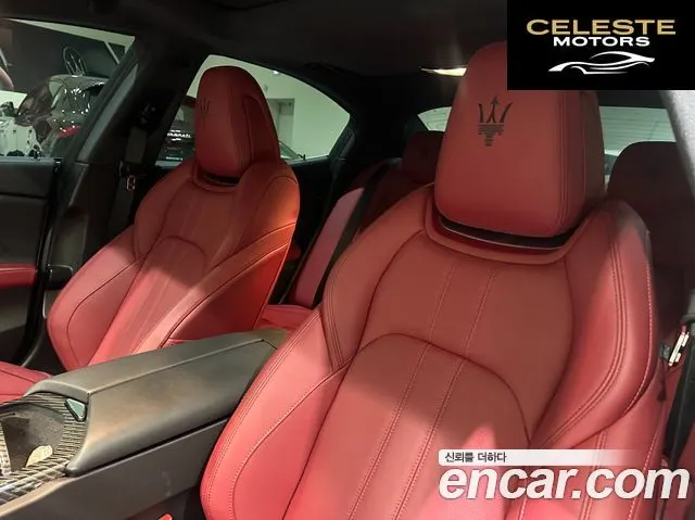 MASERATI Ghibli 3.0S Q4 Modena 2023 — photo 10 sur 24