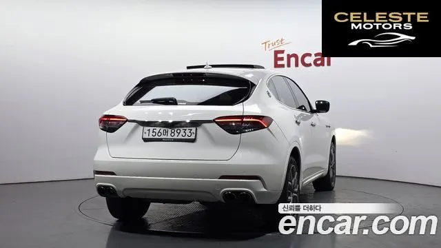 MASERATI Levante 3.0 AWD Gran 2019 — photo 4 sur 20