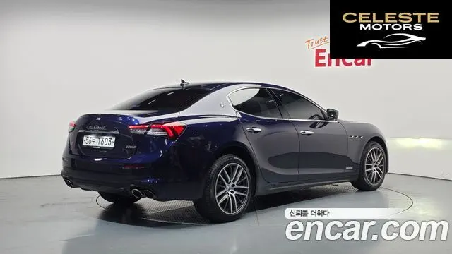 MASERATI Ghibli 3.0 Gran 2018 — photo 2 sur 20