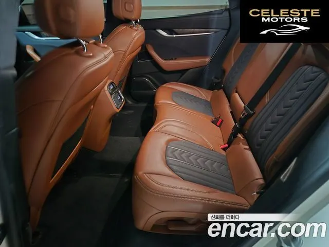 MASERATI Levante 3.0 AWD Gran 2019 — photo 11 sur 26
