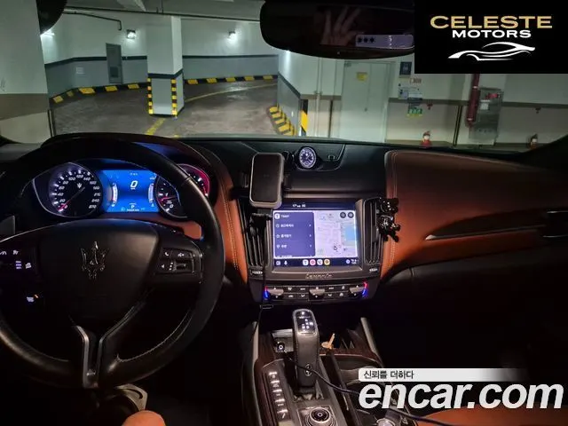 MASERATI Levante 3.0 AWD Gran 2019 — photo 9 sur 26