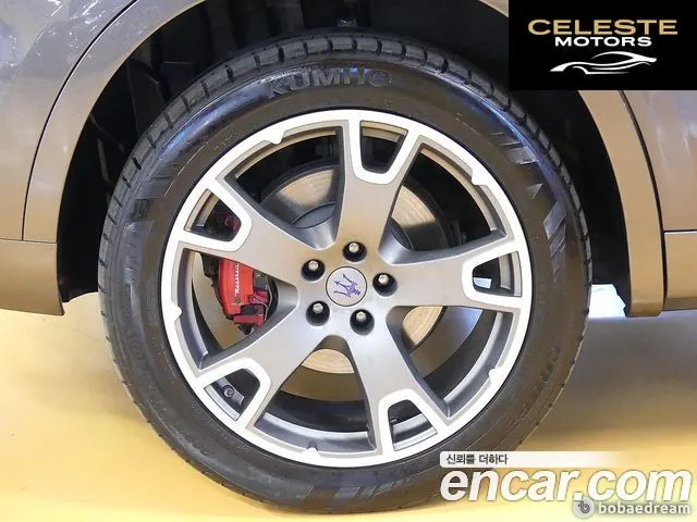 MASERATI Levante 3.0 AWD Gran 2018 — photo 5 sur 26