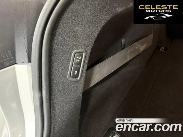 MASERATI Levante 3.0 AWD Gran 2018 — photo 17 sur 26