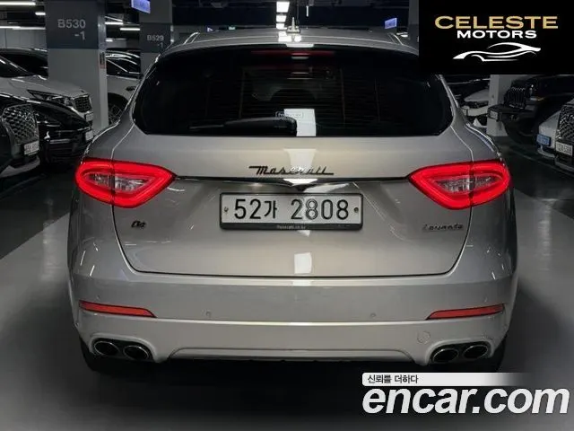 MASERATI Levante 3.0 AWD Gran 2018 — photo 4 sur 26