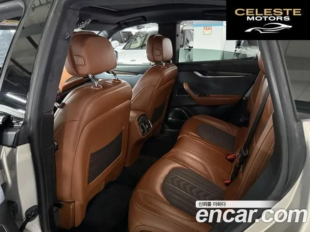 MASERATI Levante 3.0 AWD Gran 2018 — photo 9 sur 26