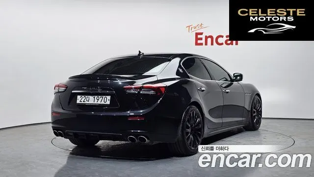 MASERATI Ghibli 3.0 2014 — photo 2 sur 20