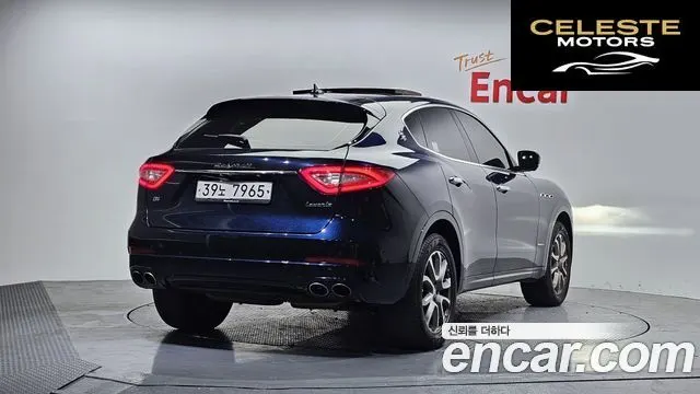 MASERATI Levante 3.0 AWD Gran 2019 — photo 2 sur 20