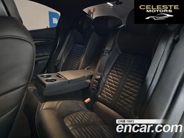 MASERATI Ghibli 3.0S Q4 F 2021 — photo 20 sur 26