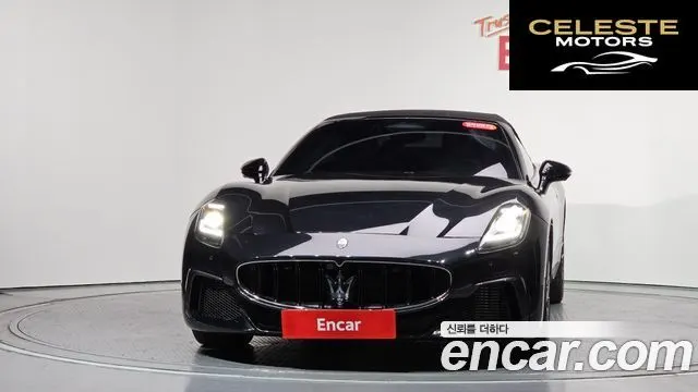 MASERATI GranCabrio 23.0 V6 Trofeo 2024 — photo 2 sur 20