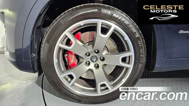 MASERATI Levante 3.0 AWD Gran Sport 2020 — photo 4 sur 20