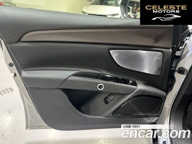 MASERATI AWD 2025 — photo 14 sur 22
