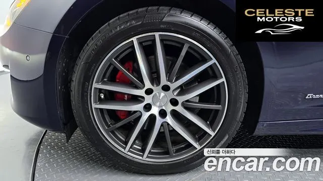 MASERATI Ghibli 3.0 Gran 2019 — photo 5 sur 20