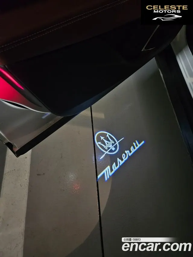 MASERATI Levante 3.0 AWD Gran 2018 — photo 11 sur 15