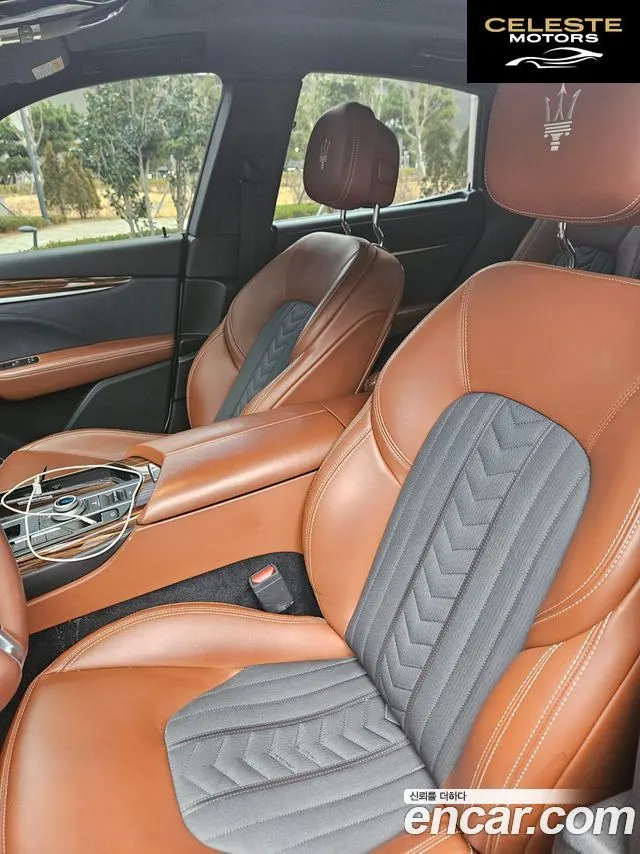 MASERATI Levante 3.0 AWD Gran 2018 — photo 14 sur 15