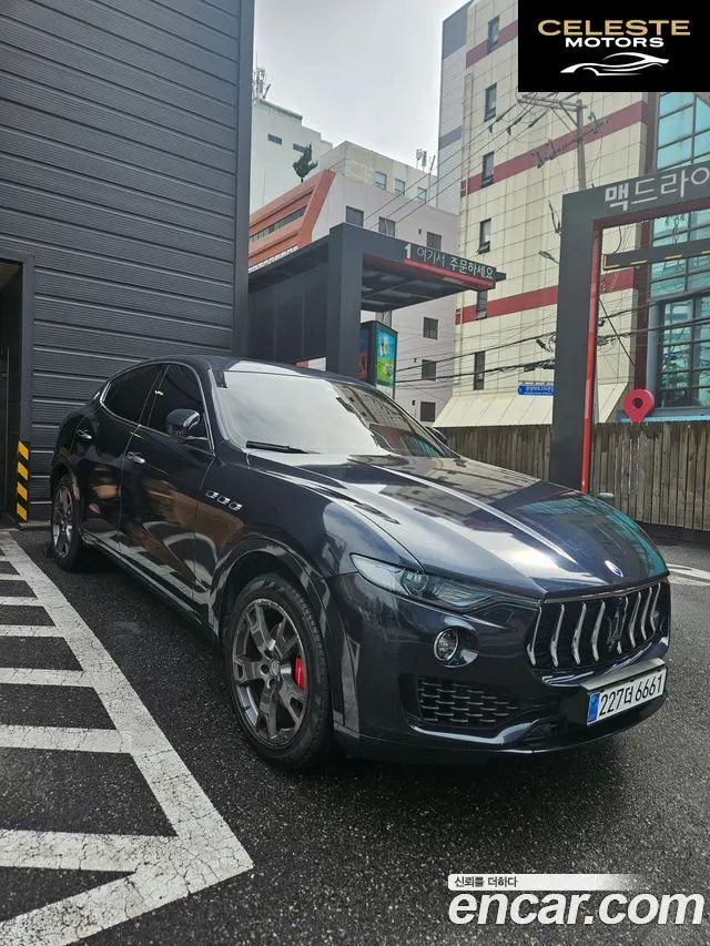 MASERATI Levante 3.0 AWD Gran 2018 — photo 3 sur 15
