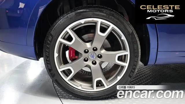 MASERATI Levante 3.0 AWD Gran Sport 2018 — photo 5 sur 26