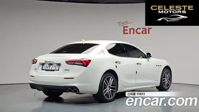 MASERATI Ghibli 3.0 Gran 2018 — photo 2 sur 20