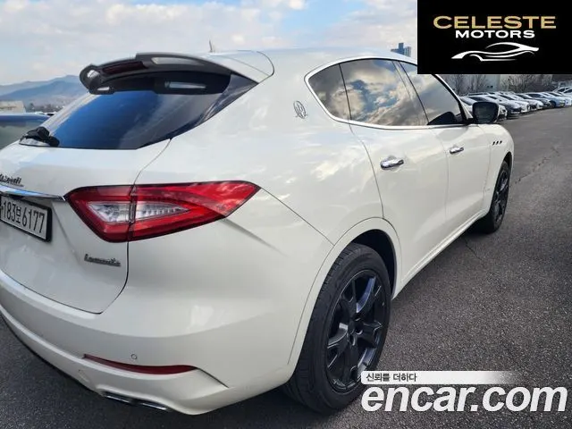 MASERATI Levante 3.0 AWD Gran Sport 2018 — photo 6 sur 20